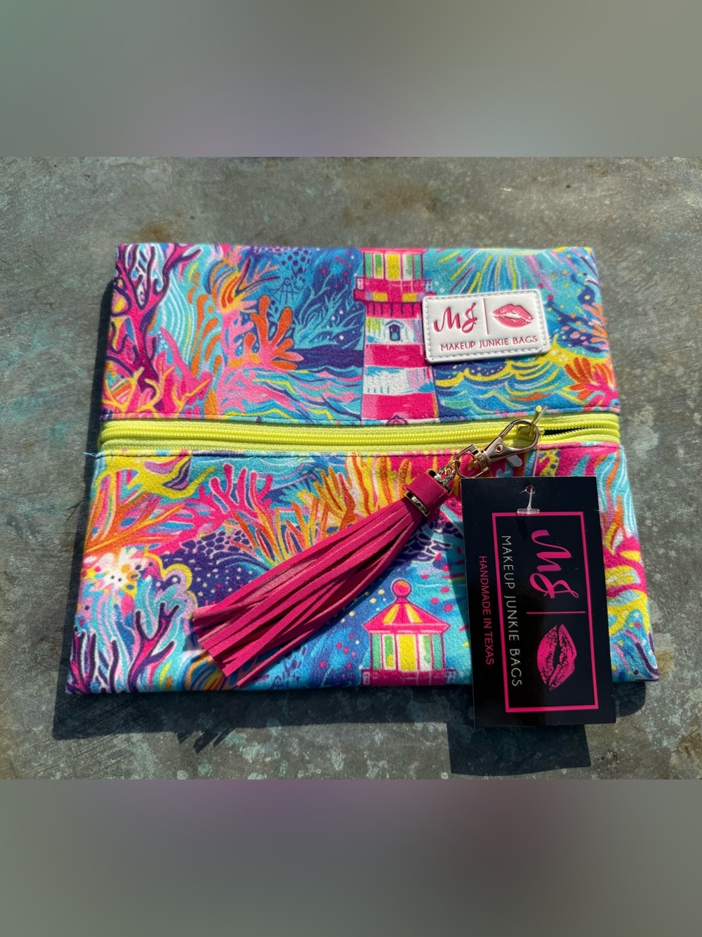 Makeup Junkie Bags Coral Beacon-Small